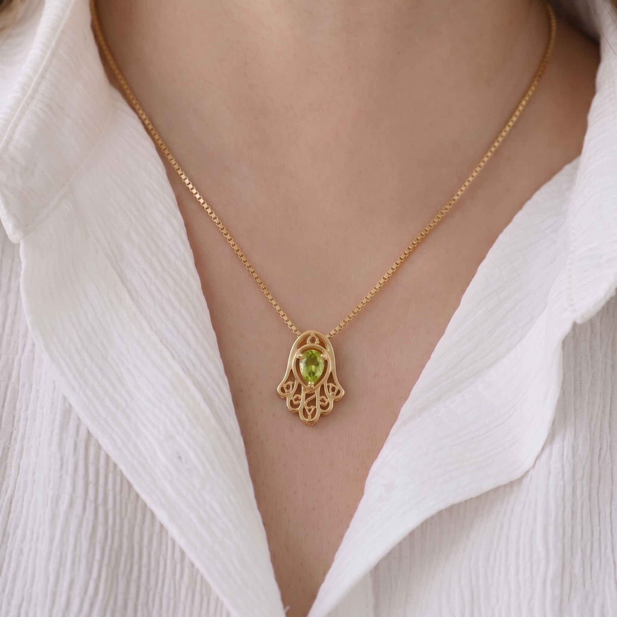 Pendent Stone Chain